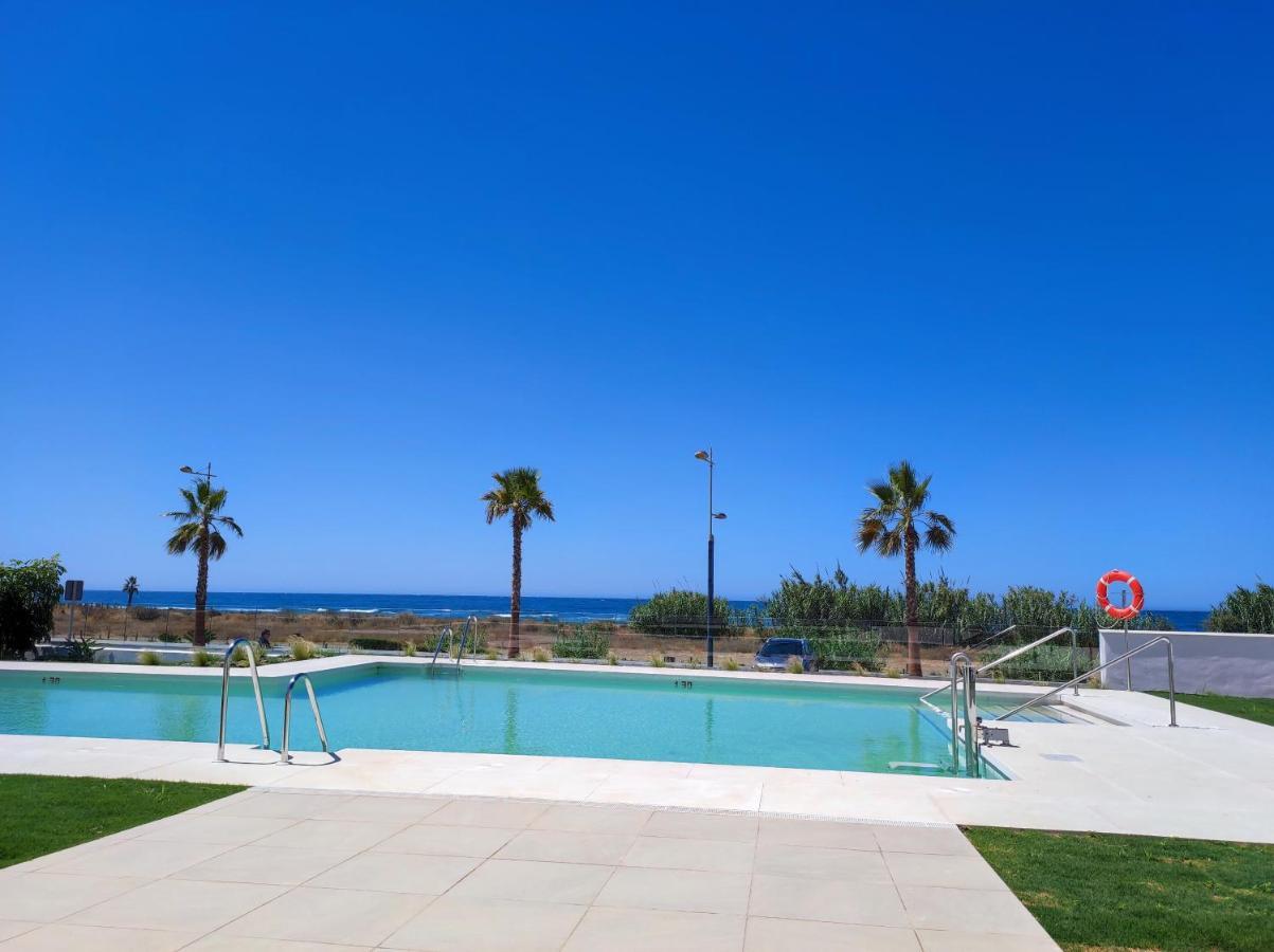 Espectacular Apartamento En Primera Linea De Playa Torrox Eksteriør bilde